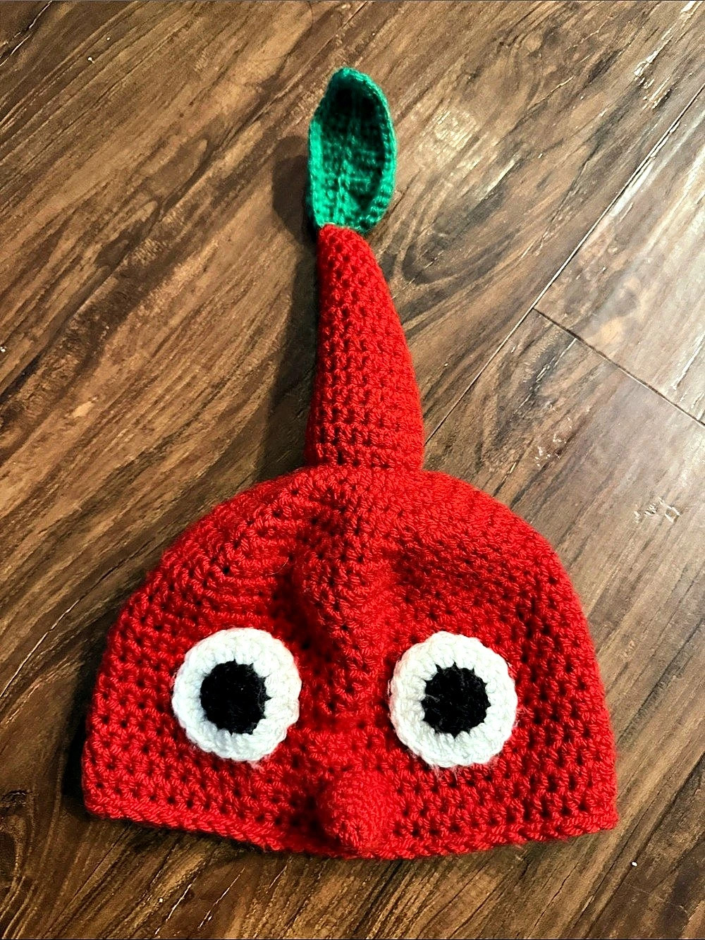 Kids Knitted Red Pikmin Hat Costume